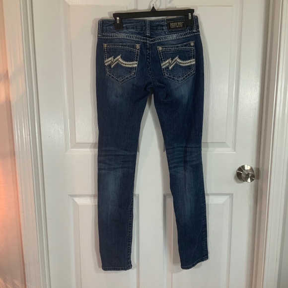 Miss Me Denim - Miss Me Skinny Embroidered Dark Wash Jeans Size 27